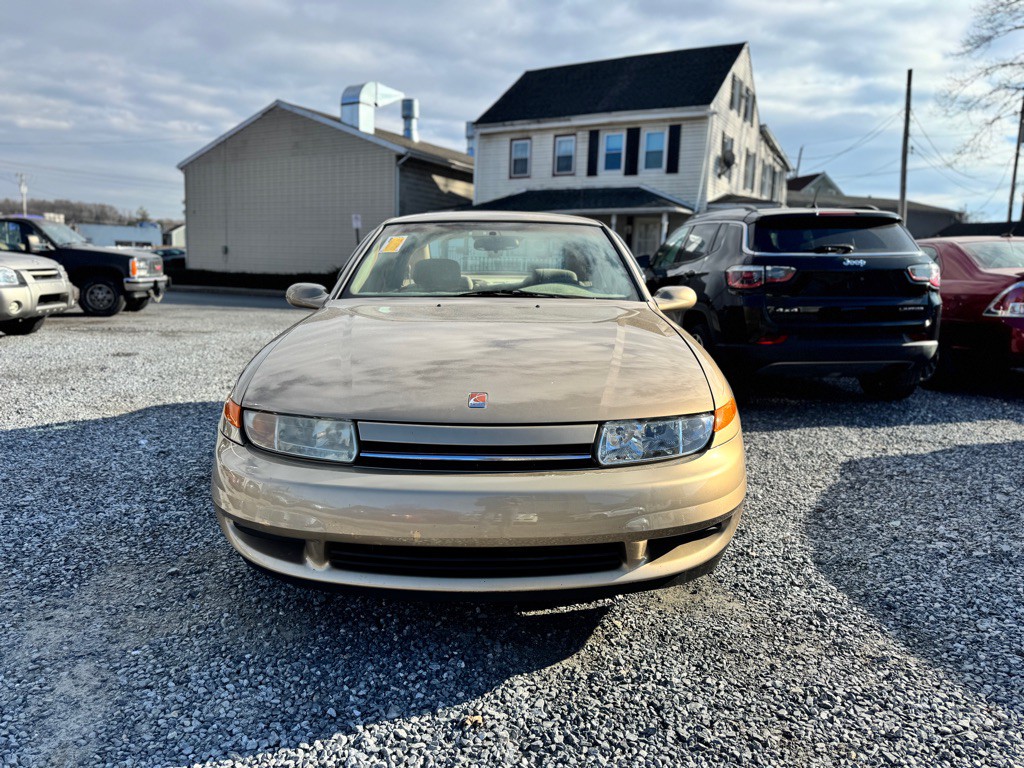 2002 Saturn L300 Image 2