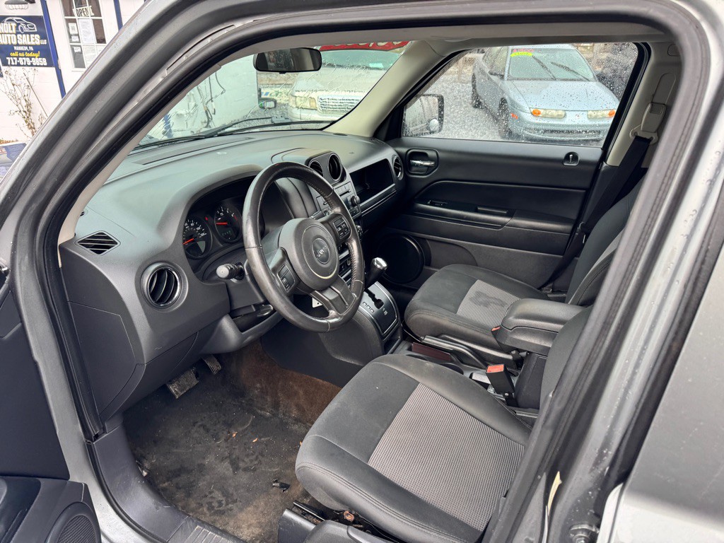 2013 Jeep Patriot Image 8