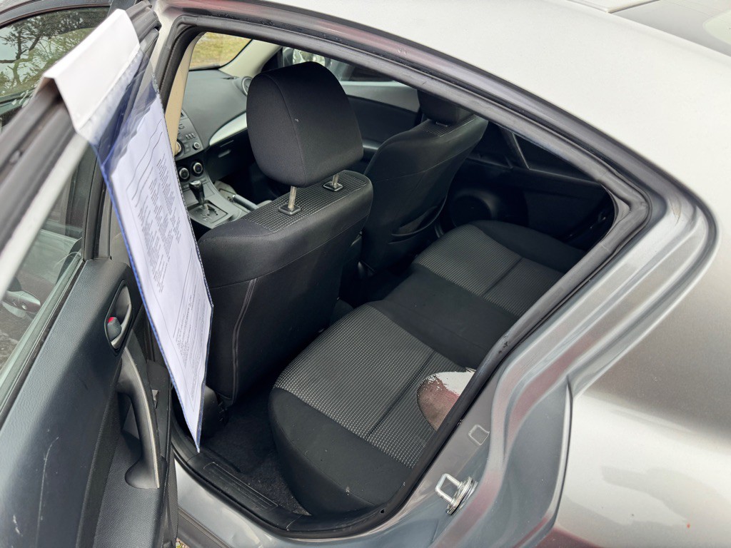 2013 Mazda Mazda3 Image 5