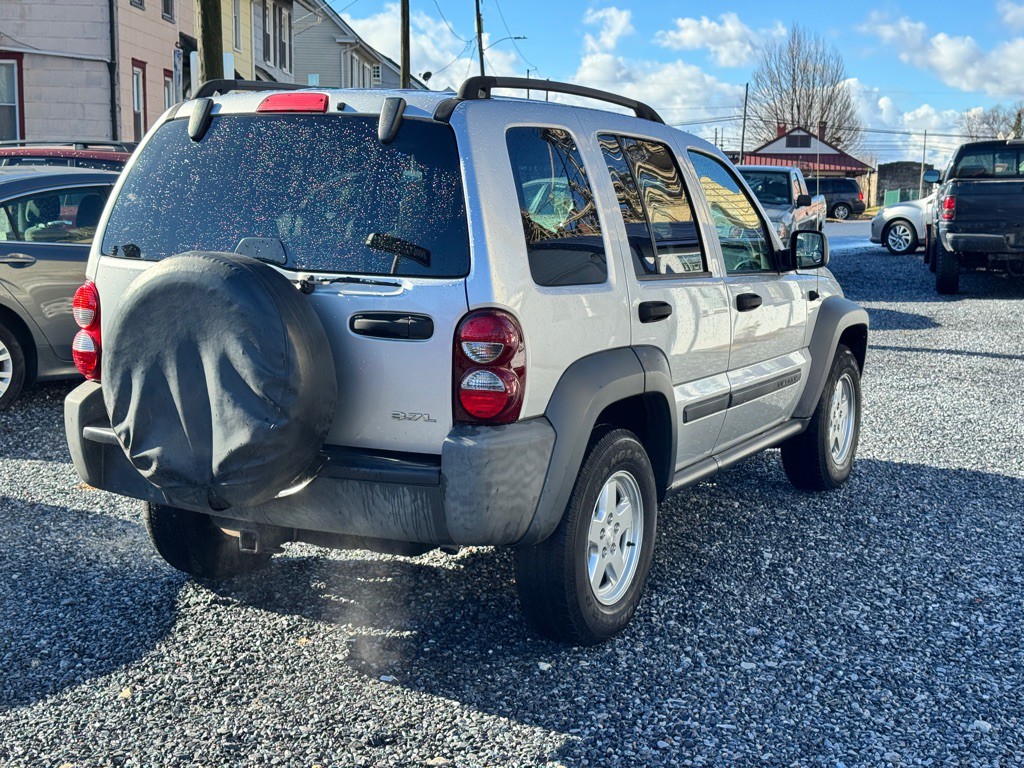 2007 Jeep Liberty Image 4