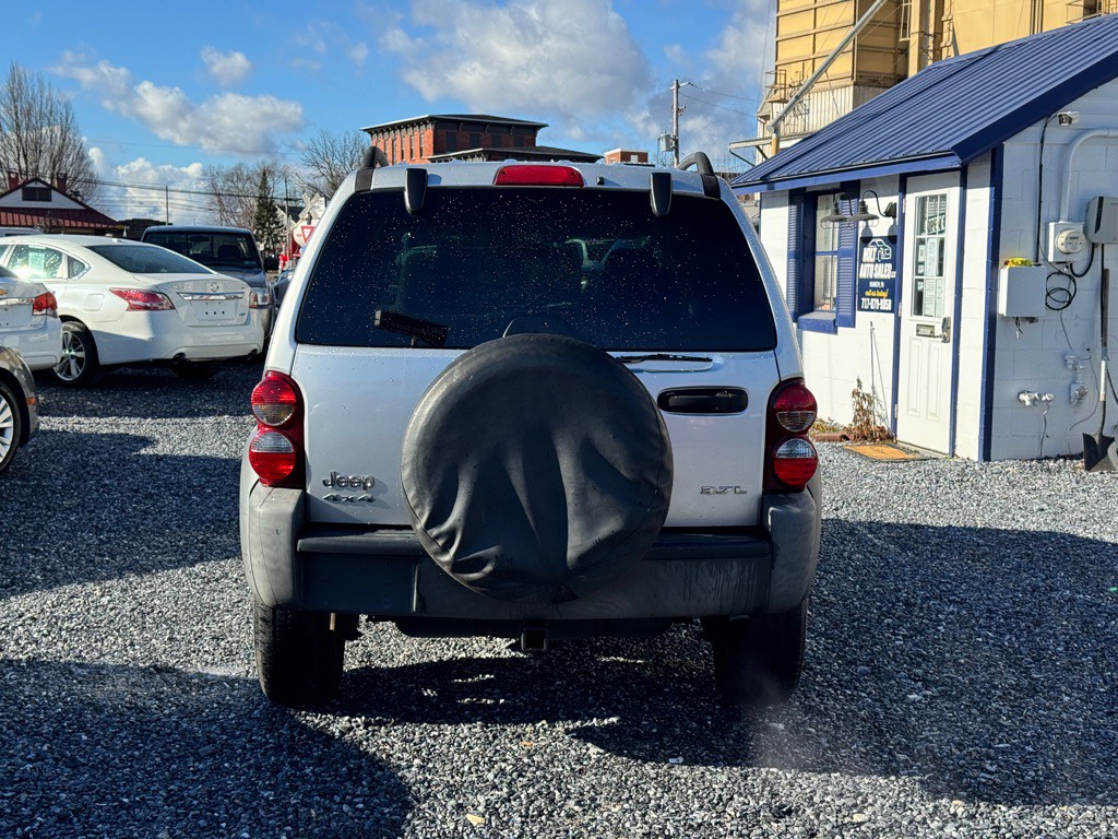 2007 Jeep Liberty Image 5