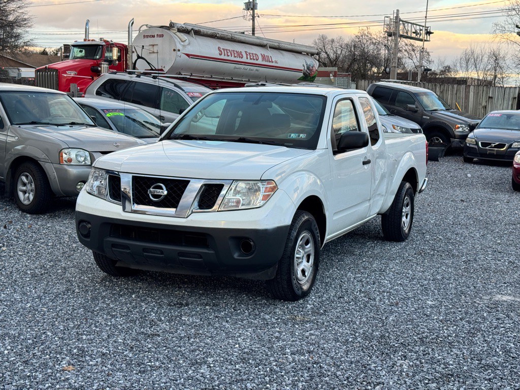 2016 Nissan Frontier Image 1