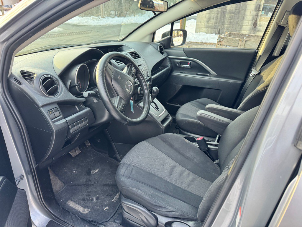 2012 Mazda Mazda5 Image 7