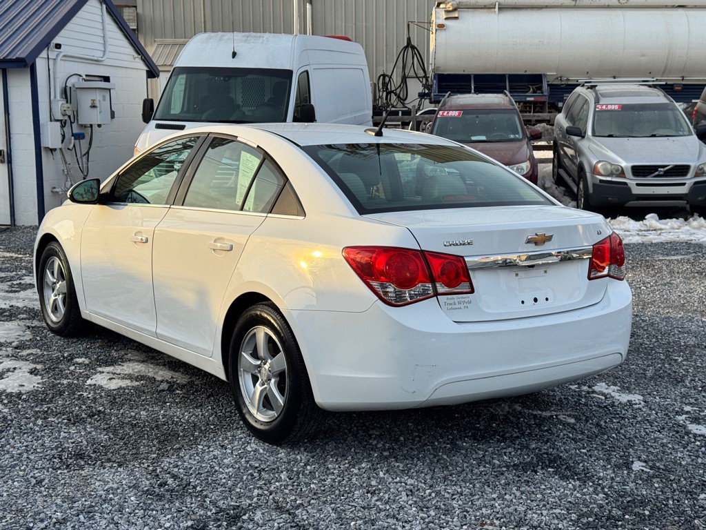 2014 Chevrolet Cruze Image 6
