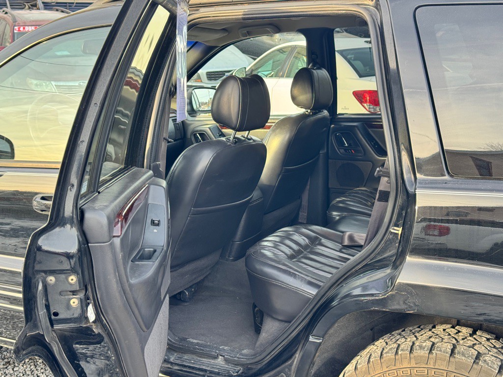 2000 Jeep Grand Cherokee Image 9
