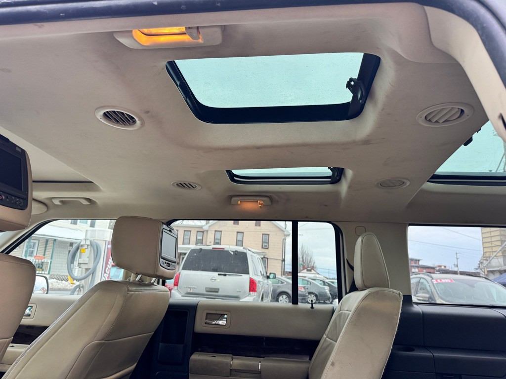2014 Ford Flex Image 10