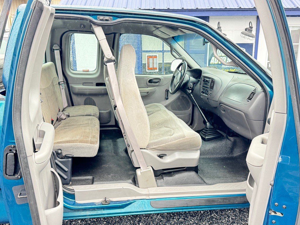 2000 Ford F-150 Image 9