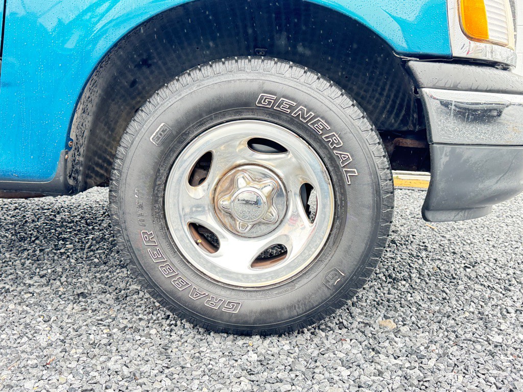 2000 Ford F-150 Image 12