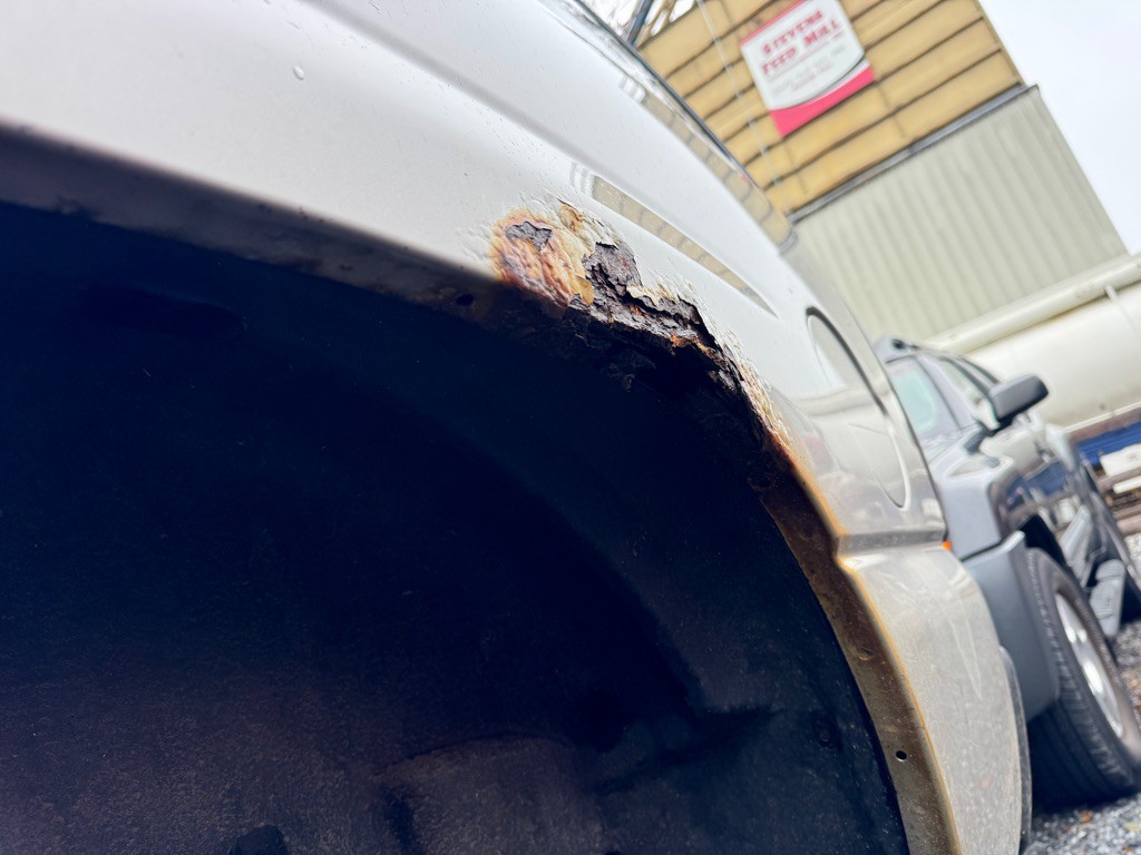 2005 GMC Yukon Image 6