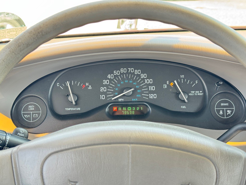 2001 Buick Century Image 14