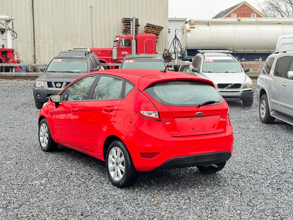 2013 Ford Fiesta Image 7