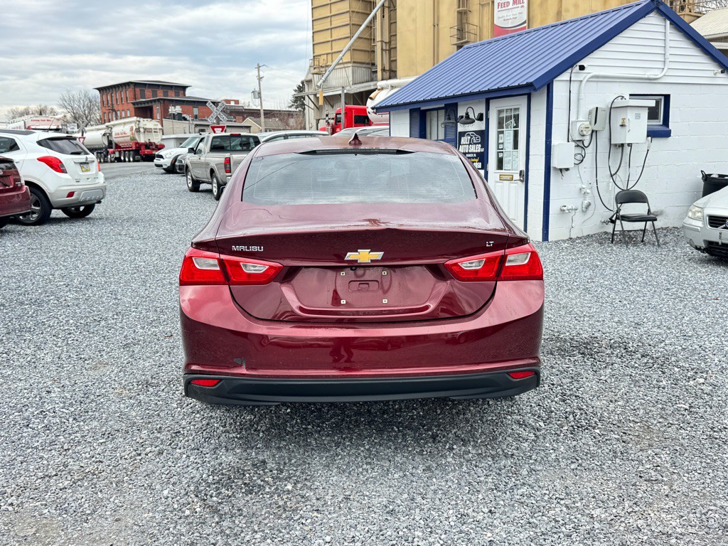 2016 Chevrolet Malibu Image 6