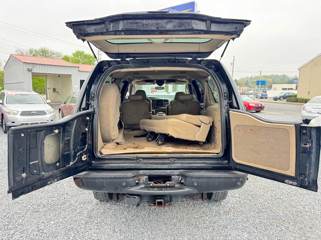 2004 Ford Excursion Image 10