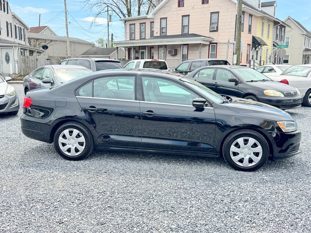 2013 Volkswagen Jetta Image 4