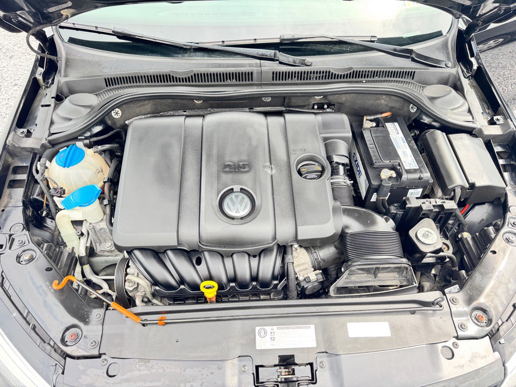 2013 Volkswagen Jetta Image 11