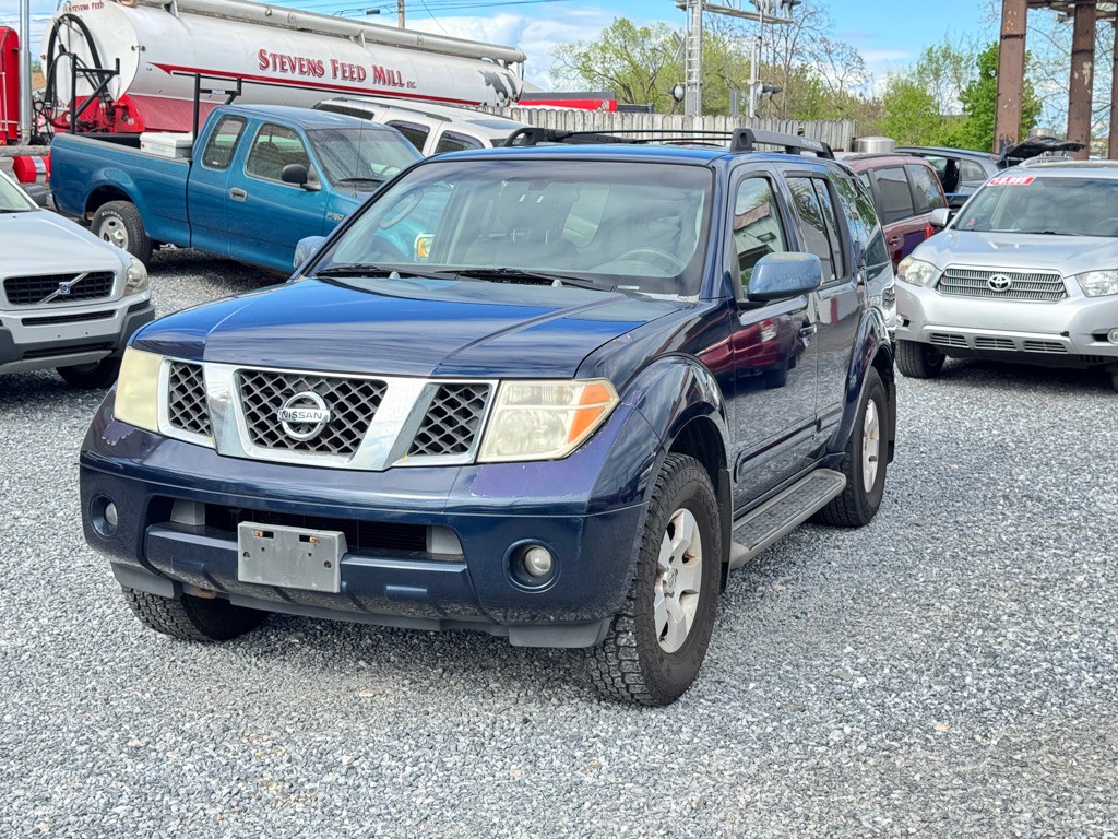 2006 Nissan Pathfinder Image 1