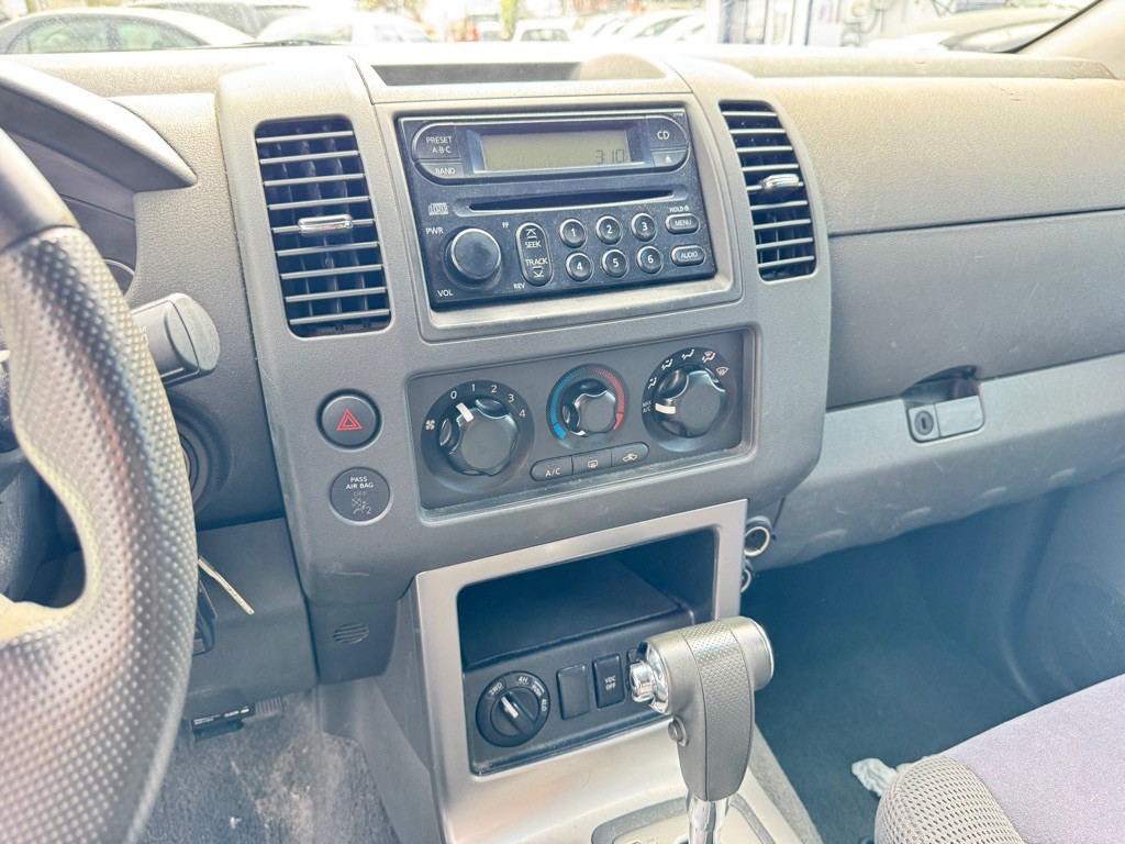 2006 Nissan Pathfinder Image 12