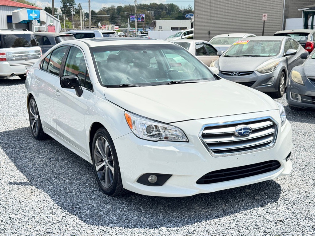 2016 Subaru Legacy Image 3