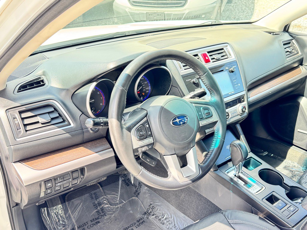 2016 Subaru Legacy Image 12