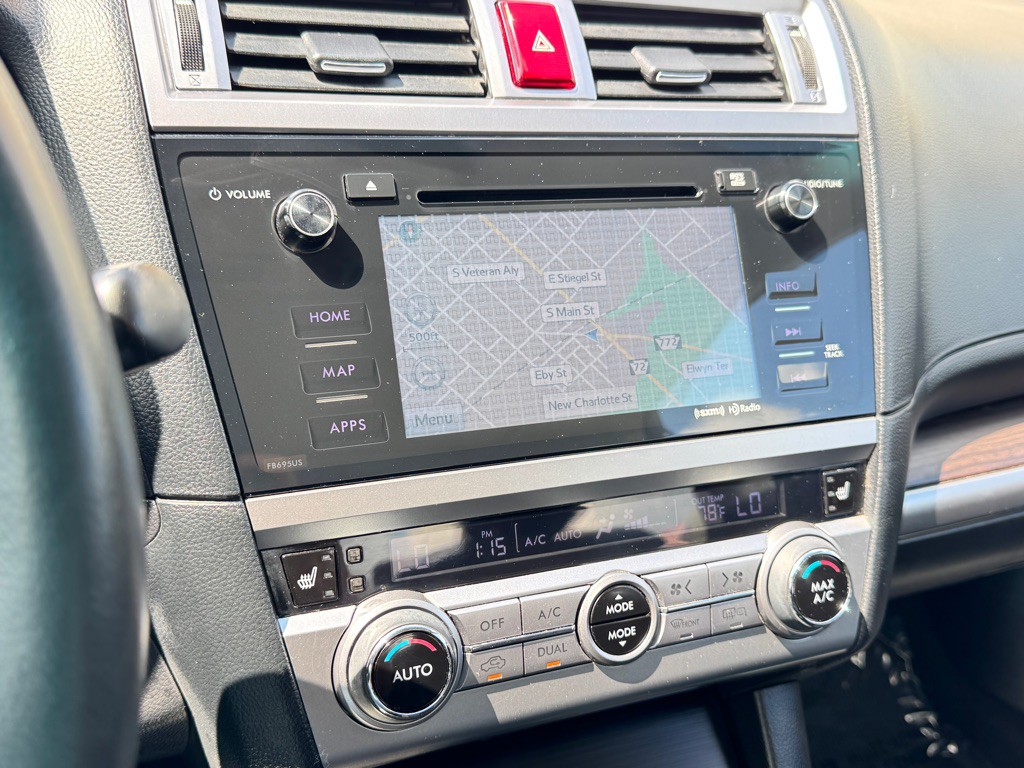 2016 Subaru Legacy Image 13