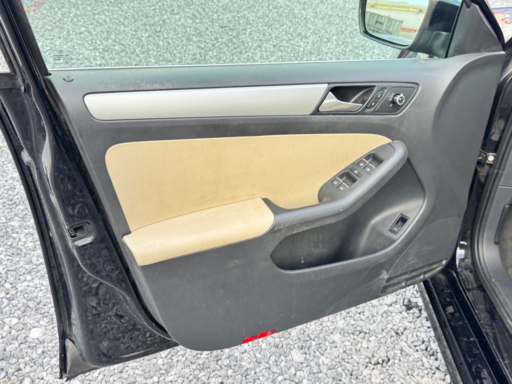 2014 Volkswagen Jetta Image 15