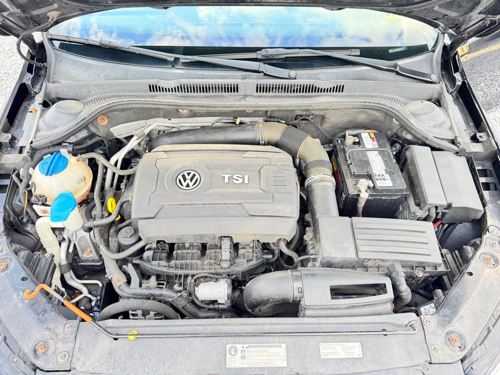 2014 Volkswagen Jetta Image 16