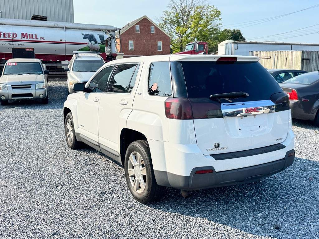 2010 GMC Terrain Image 6