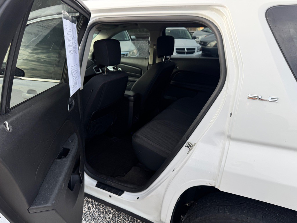 2010 GMC Terrain Image 24
