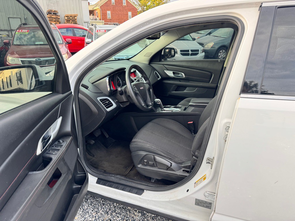 2010 GMC Terrain Image 25