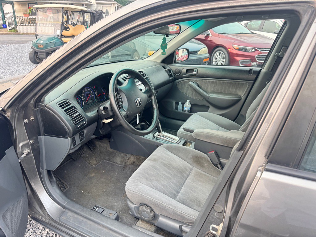 2005 Honda Civic Image 10