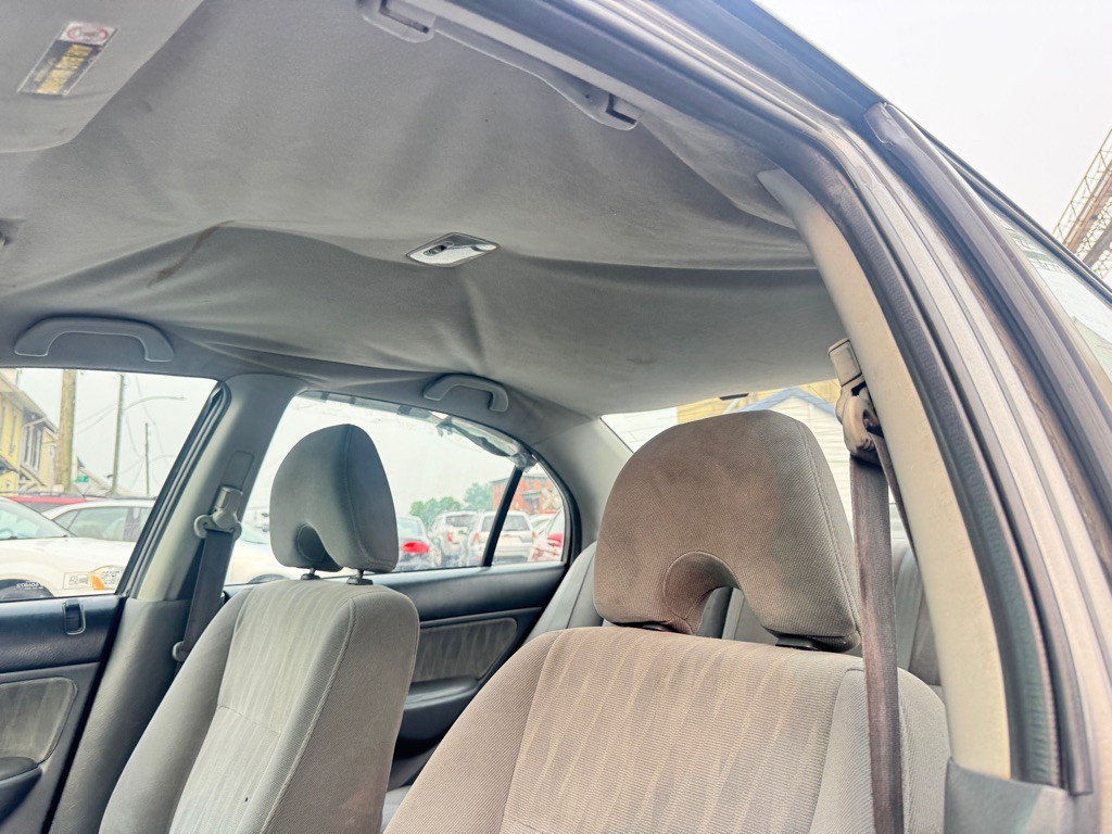 2005 Honda Civic Image 11