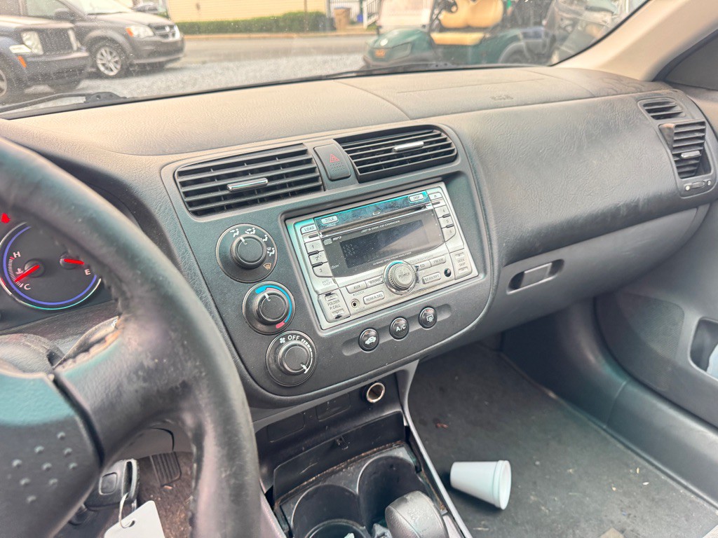 2005 Honda Civic Image 12