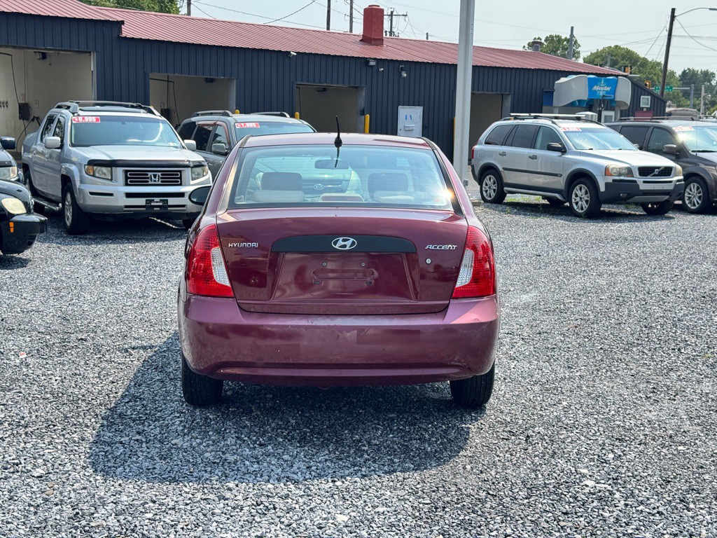2009 Hyundai Accent Image 6