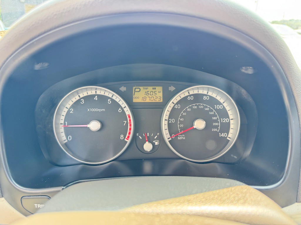 2009 Hyundai Accent Image 10