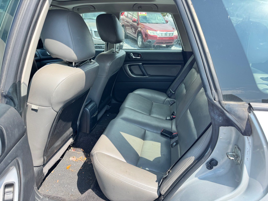 2006 Subaru Legacy Image 8