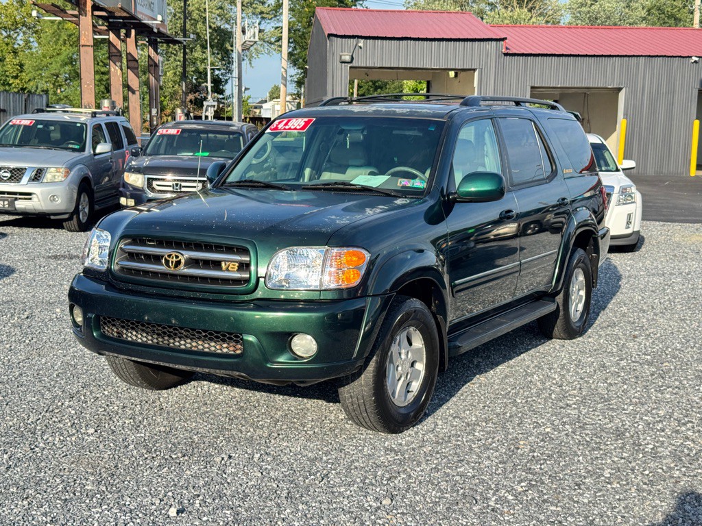 2002 Toyota Sequoia Image 1