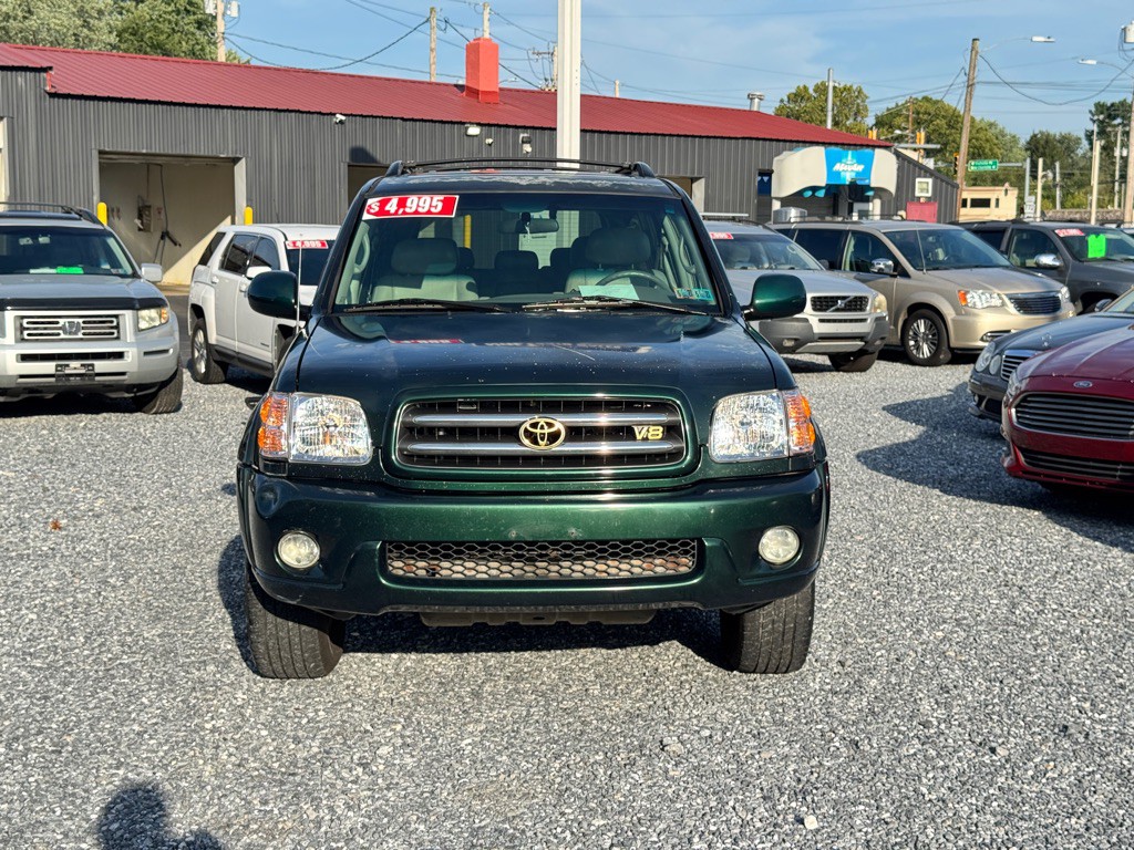 2002 Toyota Sequoia Image 2