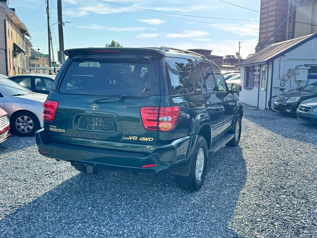 2002 Toyota Sequoia Image 6