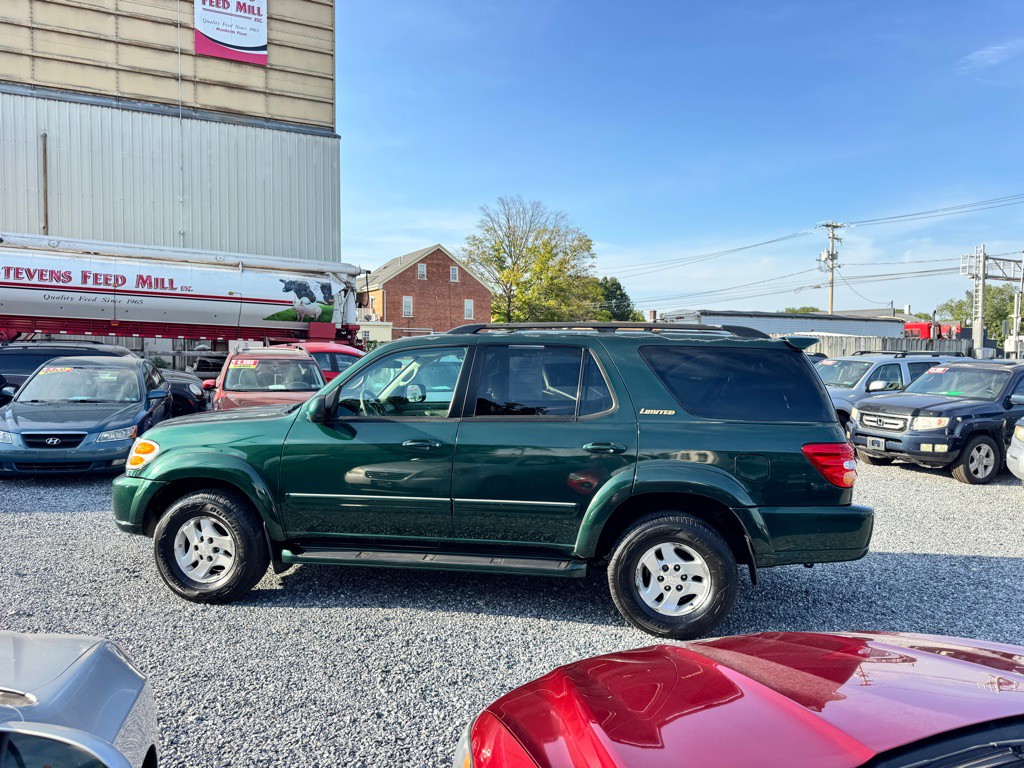 2002 Toyota Sequoia Image 9