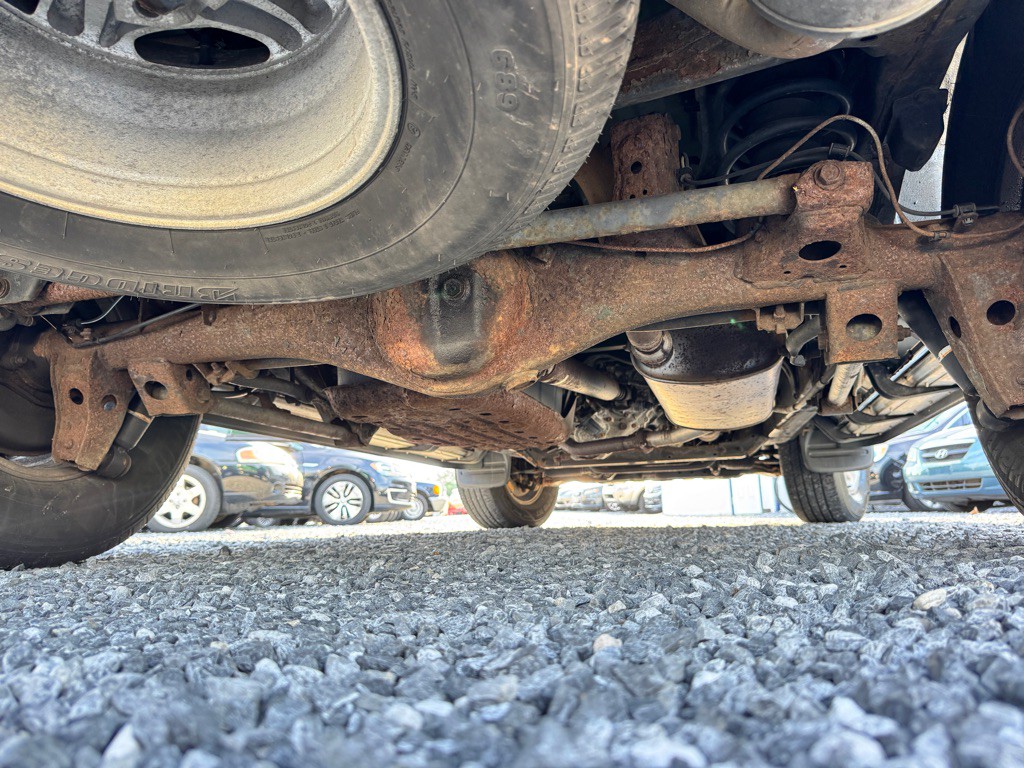2002 Toyota Sequoia Image 19