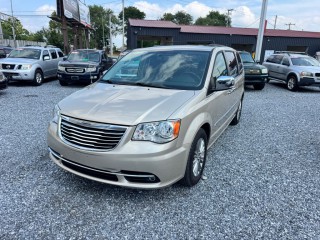 Image for 2015 Chrysler Town & Country Touring L ID: 7629616