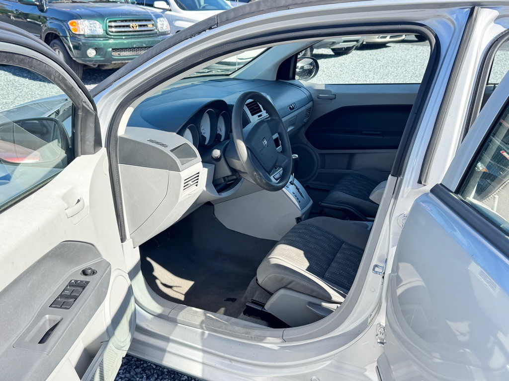 2007 Dodge Caliber Image 9
