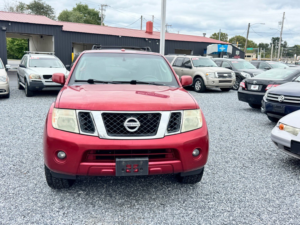 2010 Nissan Pathfinder Image 2