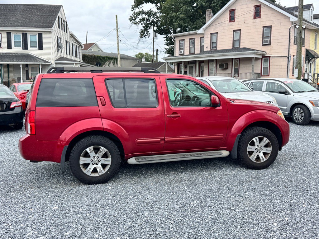 2010 Nissan Pathfinder Image 4