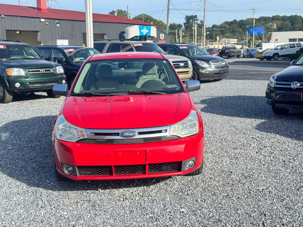2008 Ford Focus Image 2