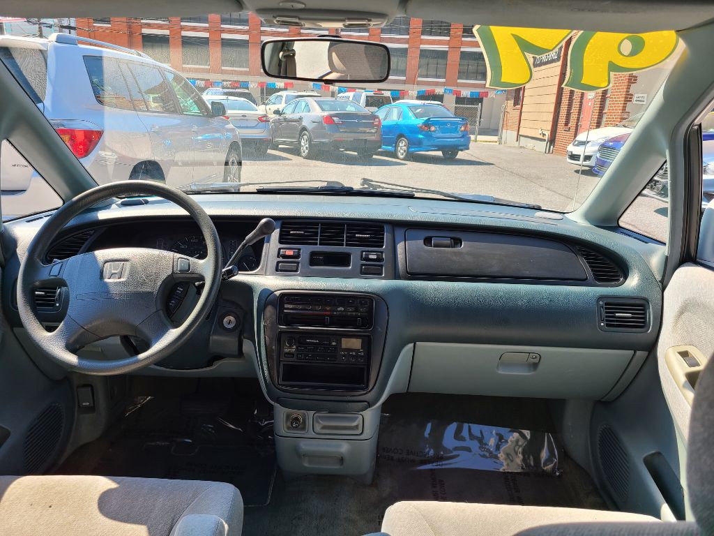 1997 Honda Odyssey Image 11