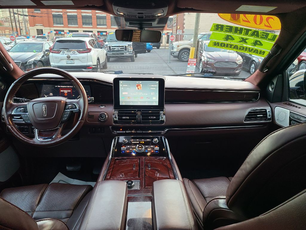 2021 Lincoln Navigator Image 14