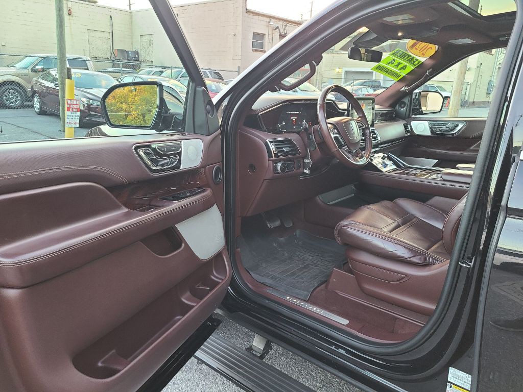 2021 Lincoln Navigator Image 27