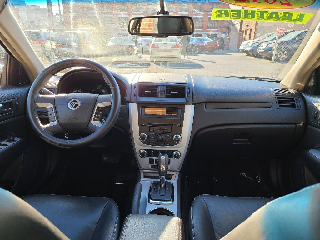 2010 Mercury Milan Image 10