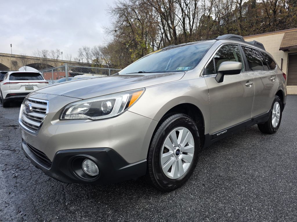 2015 Subaru Outback Image 1